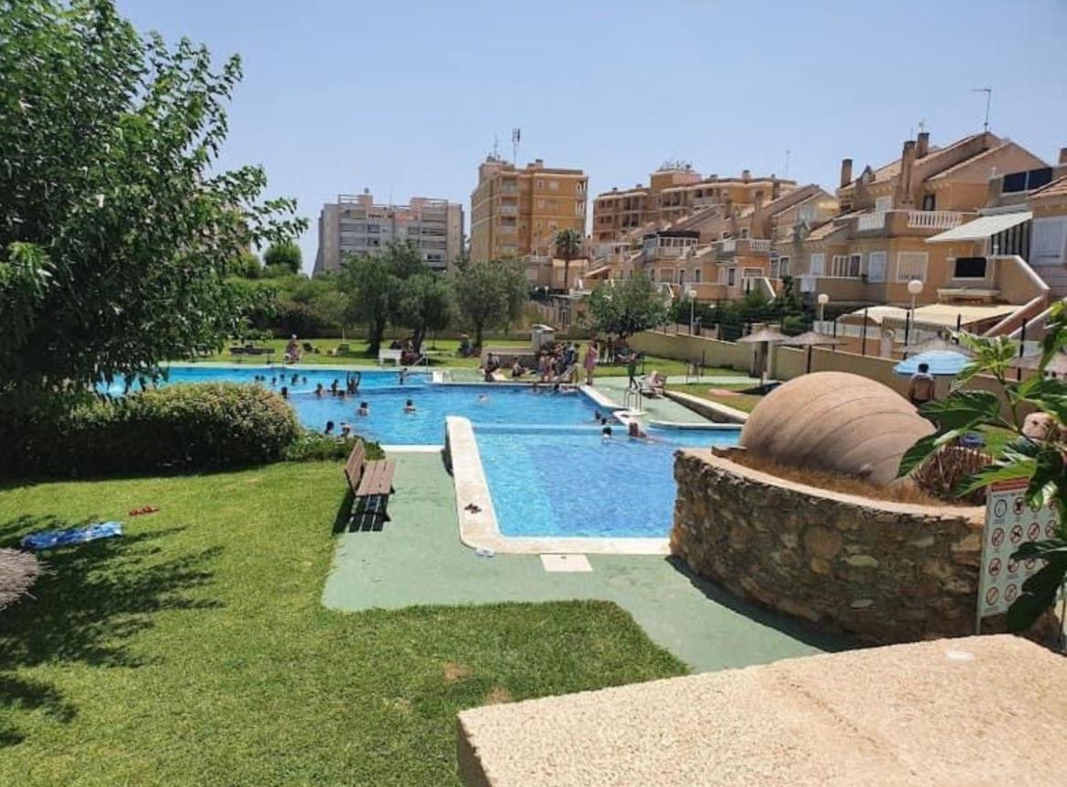 Casa De Espana Torrevieja, Costa Blanca Beach Екстериор снимка