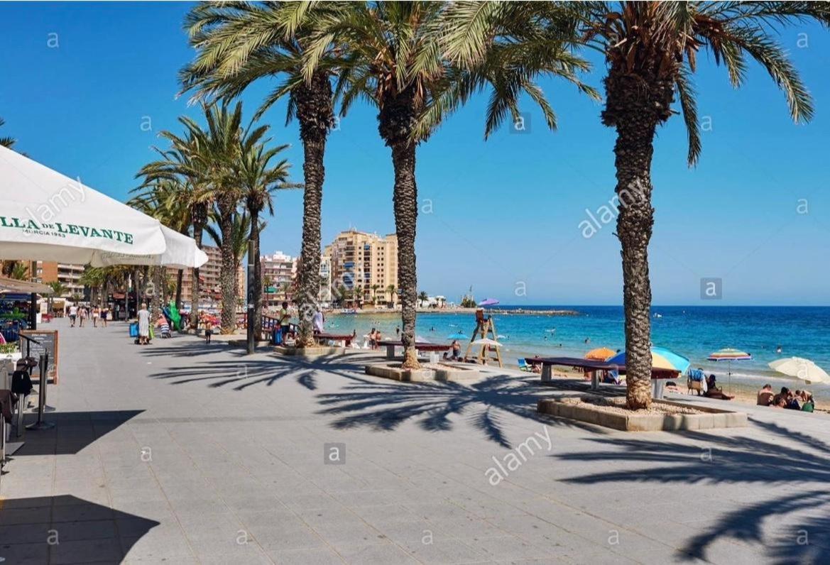Casa De Espana Torrevieja, Costa Blanca Beach Екстериор снимка